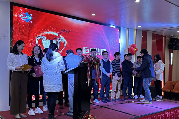 Konferensi Tahunan H.Stars Group 2023: Karyawan Memulai Perjalanan 2 Hari yang Berkesan ke Conghua Guangzhou