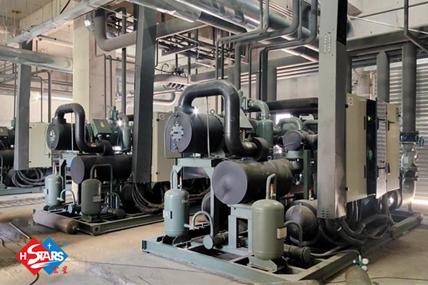 Energy-efficient heating system Screw compressor heat pump
